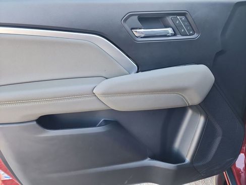 New 2026 Chevrolet Colorado ZR2 w/ Technology Package image 11