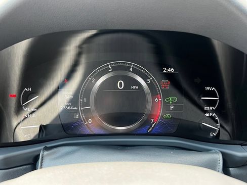Used 2022 Lexus LX 600 4WD w/ Accessory Package (Z1) image 17