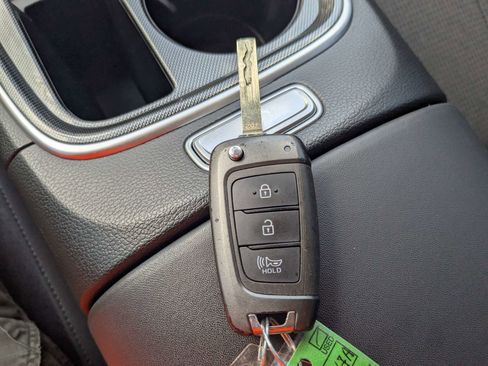 Used 2021 Hyundai Santa Fe SE FWD image 35