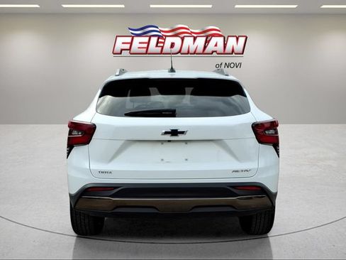 Used 2024 Chevrolet Trax ACTIV w/ Driver Confidence Package FWD image 4