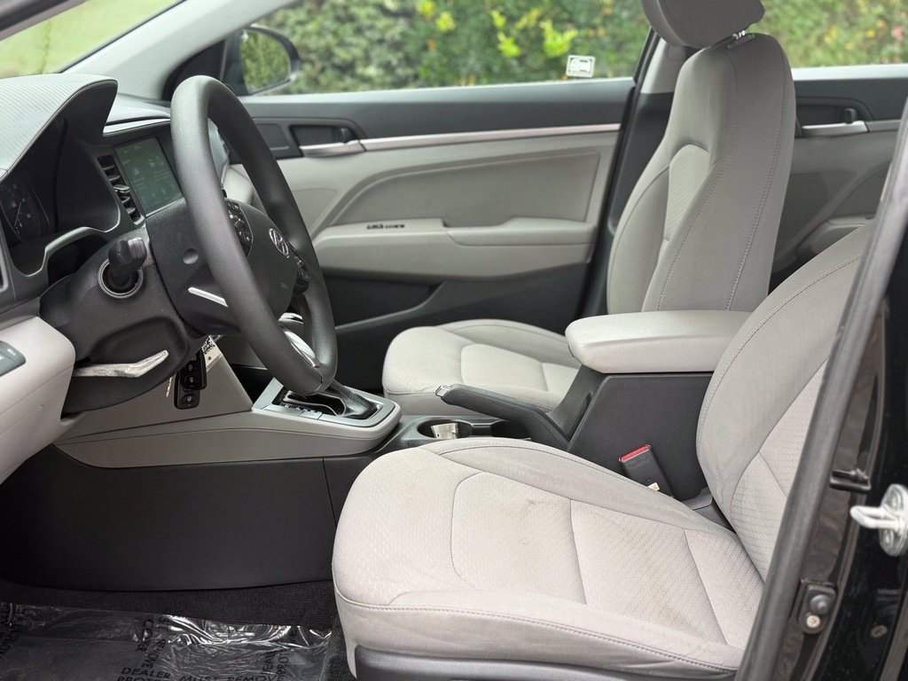 Used 2019 Hyundai Elantra SEL FWD image 10