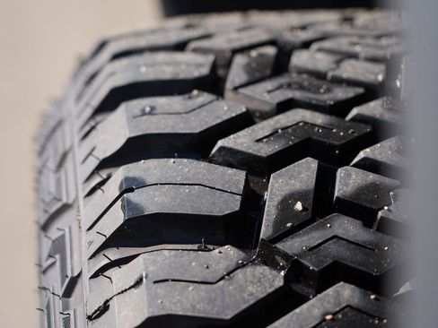 Used 2024 GMC Sierra 1500 AT4 w/ AT4 Premium Package image 45