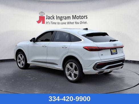New 2025 Audi Q5 Premium Plus image 3