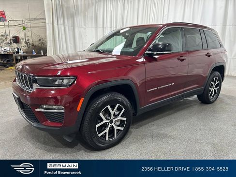 Used 2024 Jeep Grand Cherokee Limited AWD/4WD image 4
