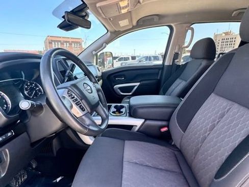 Certified 2024 Nissan Titan SV w/ SV Convenience Package RWD image 21