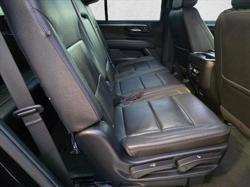 Used 2025 Chevrolet Tahoe LT AWD/4WD image 20