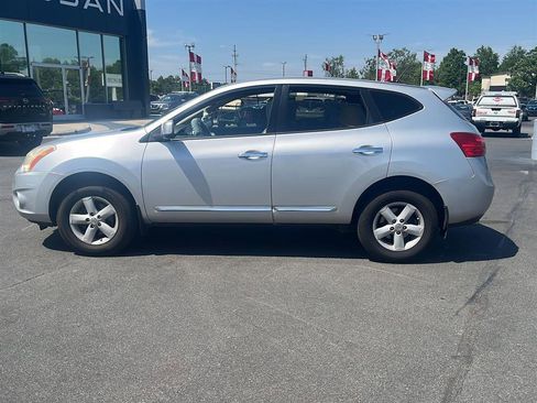 Used 2013 Nissan Rogue S w/ Special Edition Pkg FWD image 2