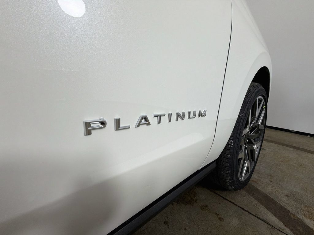 New 2027 Ford Expedition Platinum w/ Platinum Ultimate Package AWD/4WD image 28