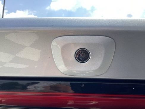 Used 2022 Dodge Charger SXT image 9