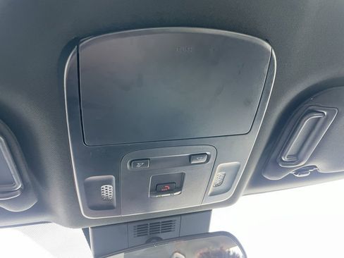 Used 2025 Toyota Camry SE image 47