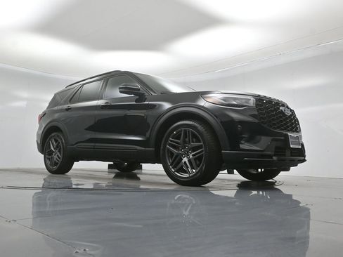 New 2026 Ford Explorer ST AWD/4WD image 46