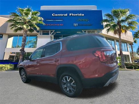 Used 2023 GMC Acadia SLT image 7