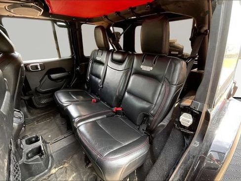 Used 2021 Jeep Wrangler Unlimited Rubicon AWD/4WD image 16