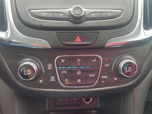 Used 2019 Chevrolet Equinox LT FWD image 18