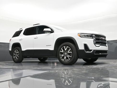 Used 2023 GMC Acadia SLE w/ Driver Convenience Package image 26