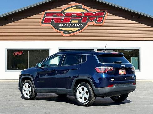 Used 2017 Jeep Compass Latitude AWD/4WD image 7