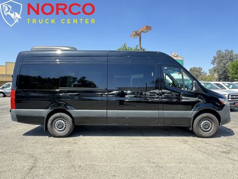 Used 2026 Mercedes-Benz Sprinter 2500 image 1