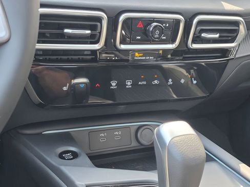 New 2026 Nissan Sentra SV FWD image 22