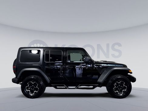 Used 2023 Jeep Wrangler Unlimited Rubicon 4xe w/ Cold Weather Group AWD/4WD image 8