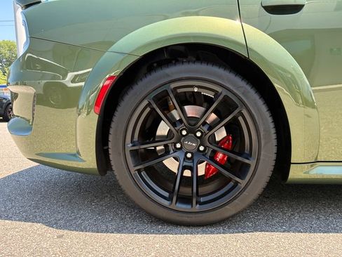 Used 2022 Dodge Charger SRT Hellcat RWD image 17
