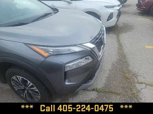 Used 2023 Nissan Rogue SV FWD image 29