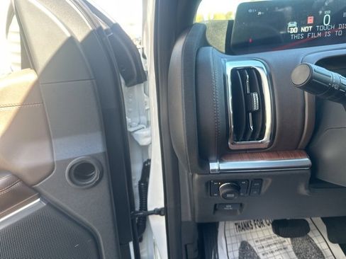 New 2025 Ford Expedition King Ranch image 18