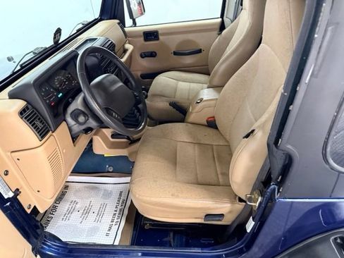 Used 2001 Jeep Wrangler SE AWD/4WD image 14