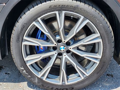 Used 2021 BMW X7 xDrive40i w/ M Sport Package image 11