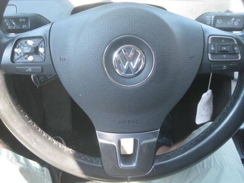 Used 2013 Volkswagen CC Sport Plus FWD image 15