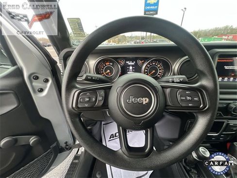 Used 2023 Jeep Wrangler Sport image 11