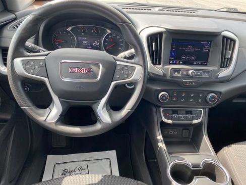 Certified 2024 GMC Terrain SLE FWD image 7