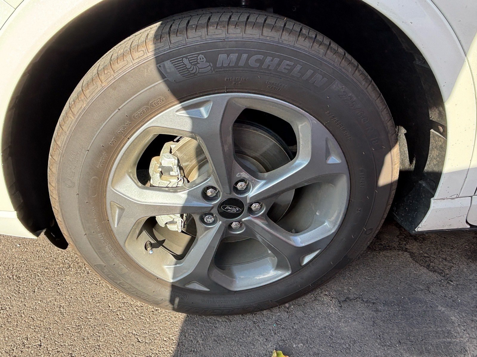 Used 2024 Ford Escape ST-Line w/ Tech Pack #1 FWD image 6