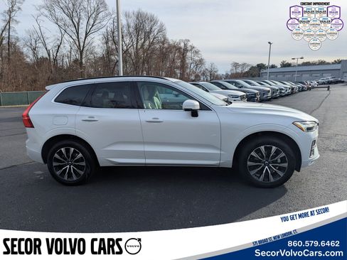 Certified 2023 Volvo XC60 B5 Core w/ Climate Package image 3