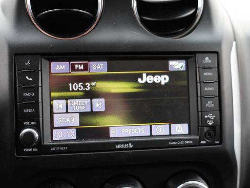 Used 2014 Jeep Compass Limited w/ Sun/Sound Group image 17