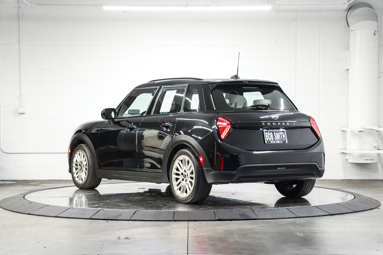 Used 2026 MINI Cooper S FWD image 4