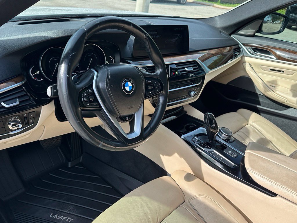 Used 2018 BMW 530e RWD image 23