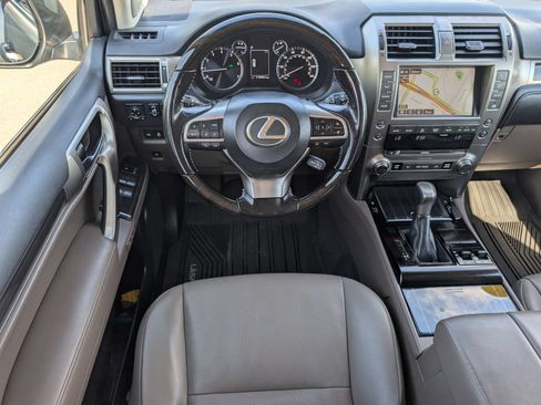 Used 2020 Lexus GX 460 Premium w/ Premium Package AWD/4WD image 18
