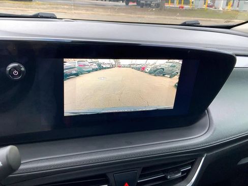 Used 2024 Buick Encore GX Sport Touring image 23