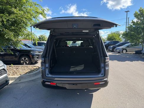 New 2026 Jeep Grand Wagoneer L Limited AWD/4WD image 12