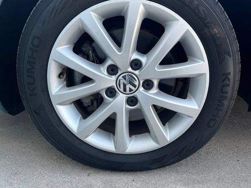 Used 2013 Volkswagen Jetta SE FWD image 26