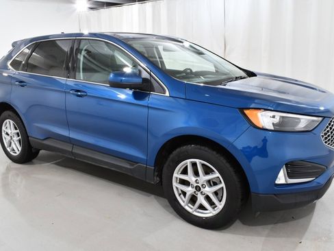 Used 2024 Ford Edge SEL w/ Convenience Package image 5
