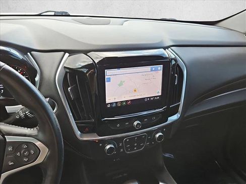 Used 2022 Chevrolet Traverse Premier w/ Redline Edition AWD/4WD image 14