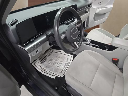 Used 2024 Hyundai Kona SEL AWD/4WD image 13
