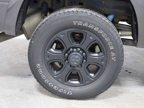 Used 2018 RAM 2500 Big Horn w/ Sport Appearance Group image 32