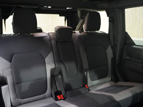 Used 2025 Ford Bronco Big Bend AWD/4WD image 32