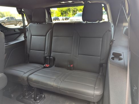 Used 2026 Chevrolet Tahoe Z71 w/ Comfort Package AWD/4WD image 19