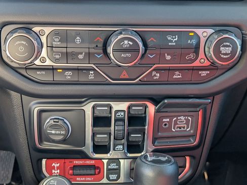 Used 2024 Jeep Wrangler Unlimited Rubicon 392 AWD/4WD image 22