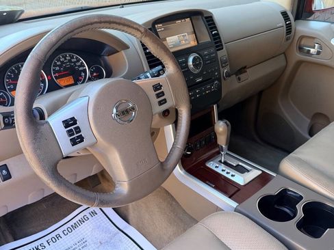 Used 2008 Nissan Pathfinder LE AWD/4WD image 9
