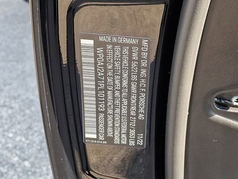 Certified 2023 Porsche Panamera 4 Platinum Edition image 31