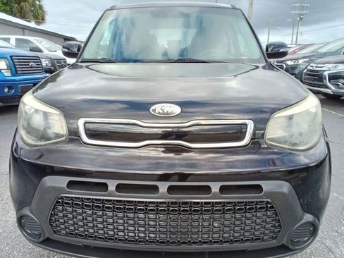 Used 2014 Kia Soul + FWD image 3